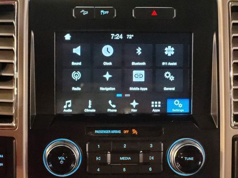 Used 2016 Ford F150 Lariat w/ Equipment Group 502A Luxury image 25