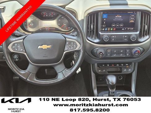 Used 2022 Chevrolet Colorado Z71 AWD/4WD image 10