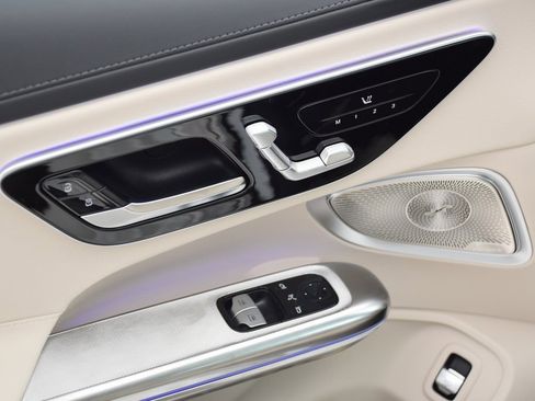 New 2026 Mercedes-Benz CLE 300 4MATIC Coupe image 17