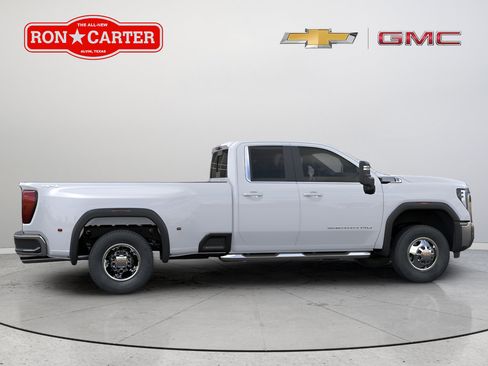 Used 2026 GMC Sierra 3500 SLE AWD/4WD image 8