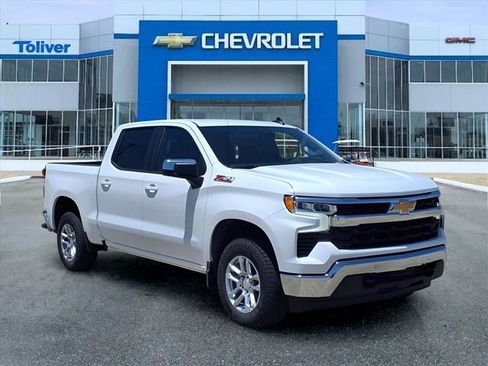 New 2025 Chevrolet Silverado 1500 LT image 2