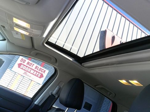 Used 2025 MAZDA CX-5 Carbon Edition image 19