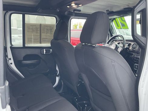 Used 2020 Jeep Gladiator Sport w/ Quick Order Package 24S image 21