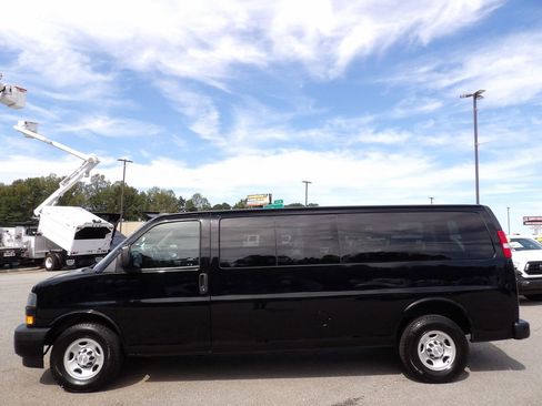 Used 2019 Chevrolet Express 3500 LS image 61