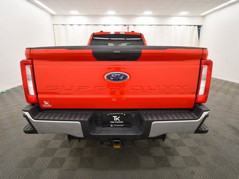 Used 2024 Ford F250 XLT image 6
