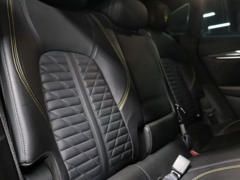 Used 2022 Maserati Levante F Tributo AWD/4WD image 21