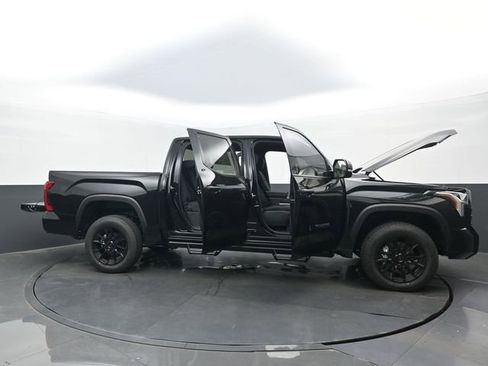 New 2026 Toyota Tundra SR5 AWD/4WD image 31