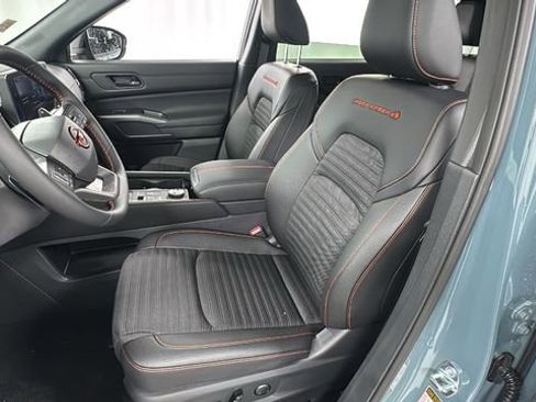 New 2026 Nissan Pathfinder Rock Creek image 10