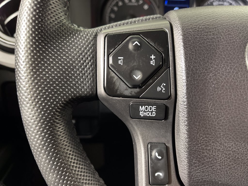 Used 2020 Toyota Tacoma TRD Sport w/ TRD Premium Sport Package AWD/4WD image 26