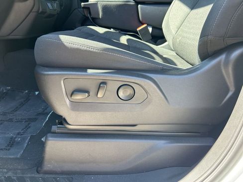 Used 2024 Chevrolet Silverado 1500 Custom Trail Boss image 16