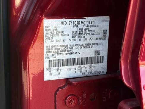 Used 2015 Ford F350 Lariat w/ Lariat Interior Package image 23