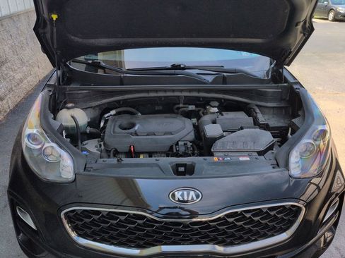 Used 2020 Kia Sportage LX AWD/4WD image 17