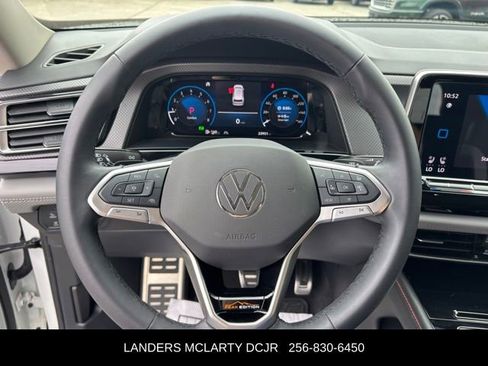 Used 2024 Volkswagen Atlas Peak Edition SE AWD/4WD image 26