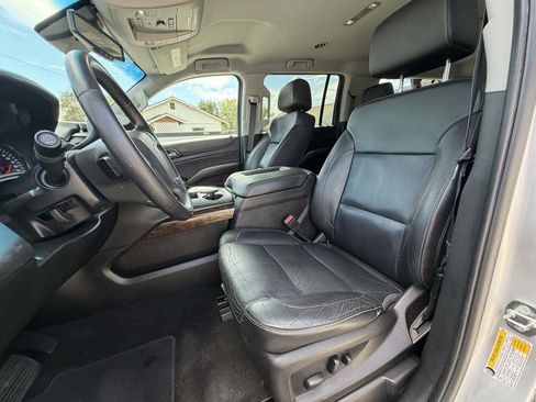 Used 2018 Chevrolet Suburban LT AWD/4WD image 11