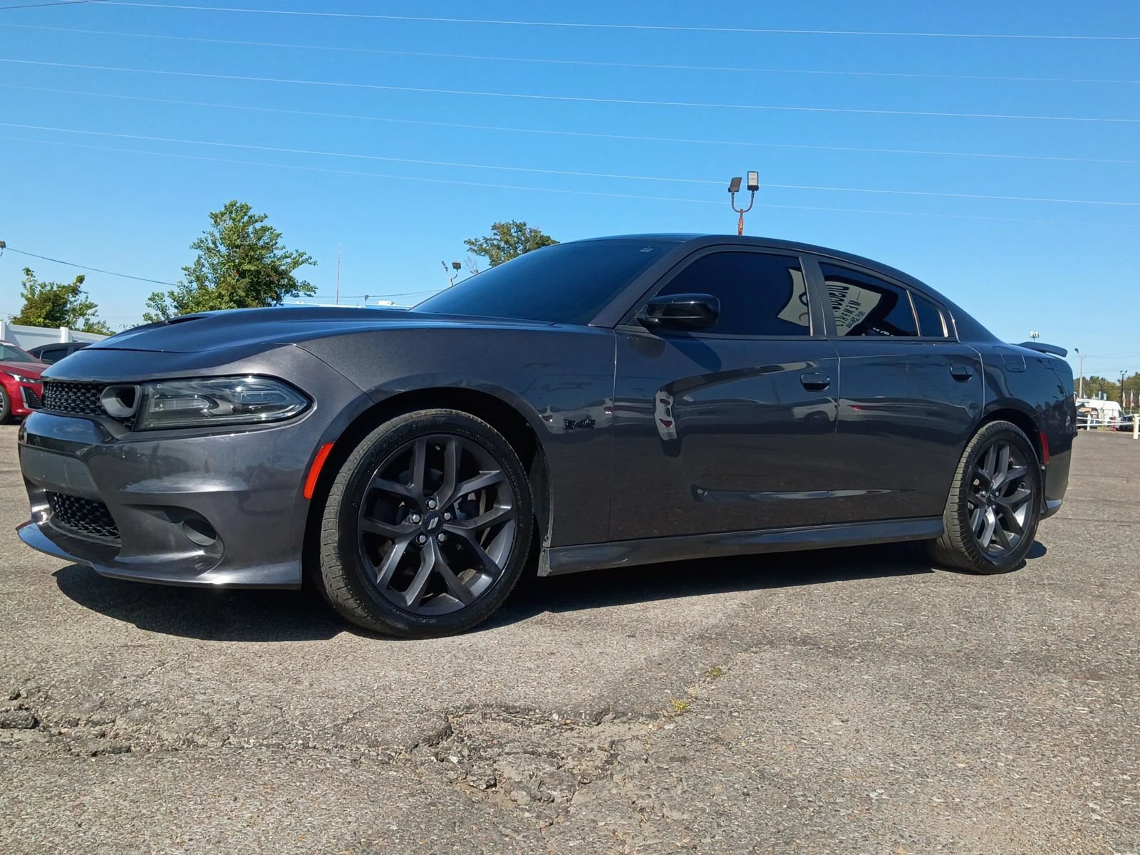 Used 2019 Dodge Charger R/T w/ Blacktop Package RWD image 5