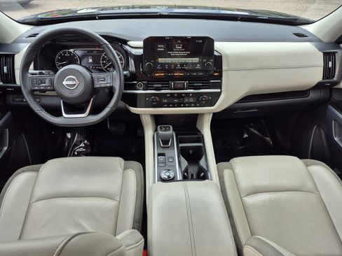 Certified 2023 Nissan Pathfinder SL AWD/4WD image 15
