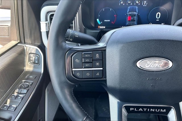 Used 2025 Ford F350 Platinum AWD/4WD image 11