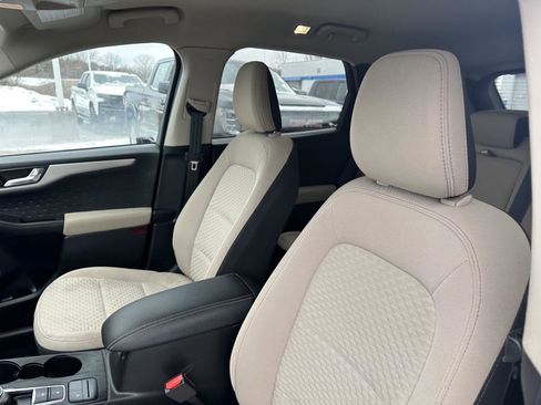 Used 2020 Ford Escape SE Sport image 21