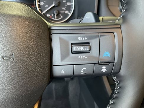 Used 2026 Nissan Rogue SV image 35