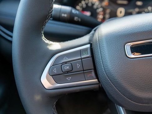 New 2026 Jeep Compass Limited image 18