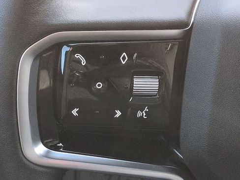 Used 2023 Land Rover Range Rover Velar S image 24