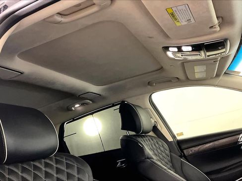 Used 2024 Genesis GV80 3.5T Prestige Signature image 14