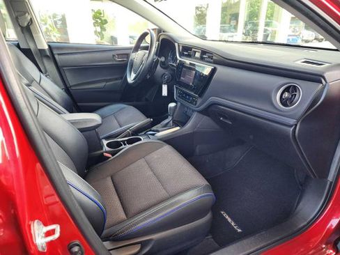 Used 2017 Toyota Corolla SE FWD image 16