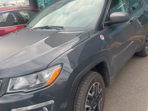 Used 2018 Jeep Compass Trailhawk w/ Navigation Group image 2