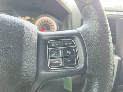 Used 2019 RAM 1500 Classic SLT AWD/4WD image 24