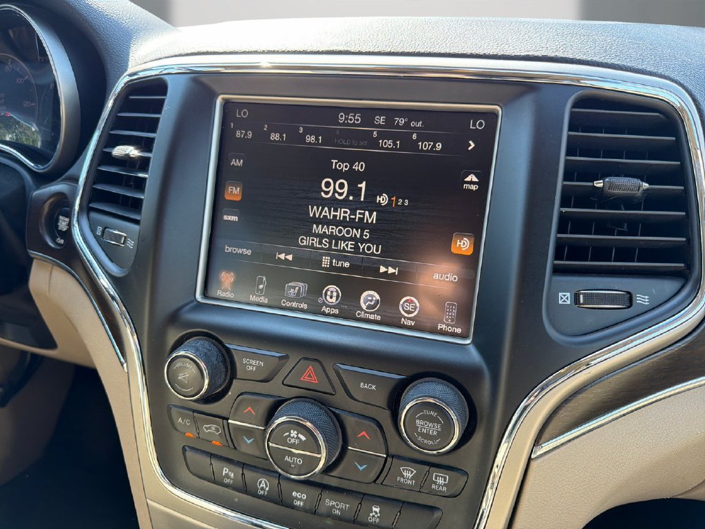 Used 2017 Jeep Grand Cherokee Limited w/ Luxury Group II RWD image 20