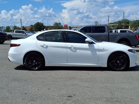 Used 2023 Alfa Romeo Giulia Ti RWD image 8