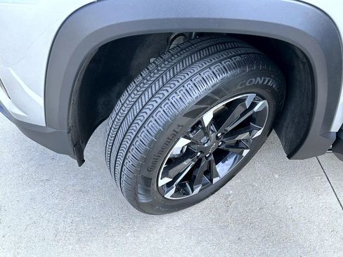 Used 2025 Chevrolet Equinox RS w/ Safety and Technology Package image 23