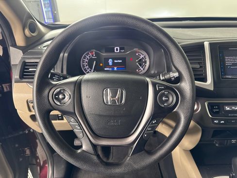 Used 2017 Honda Pilot LX image 16