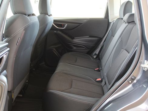 Used 2021 Subaru Forester image 22