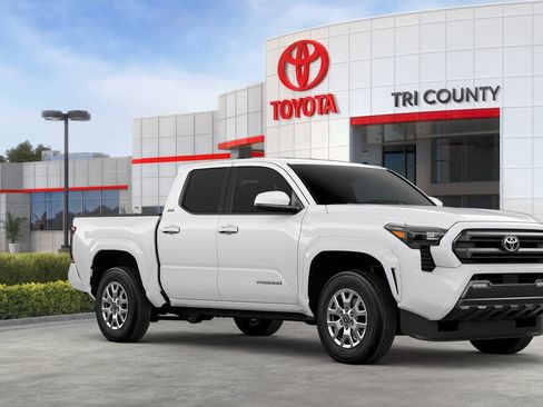 New 2025 Toyota Tacoma SR5 RWD image 15