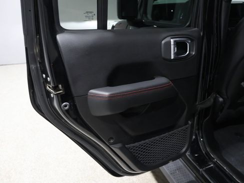 Used 2024 Jeep Wrangler Unlimited Rubicon w/ Convenience Group image 19