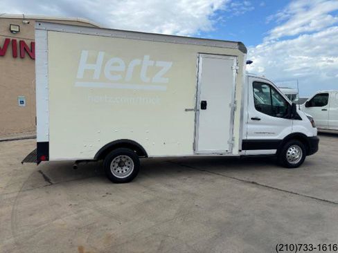 Used 2022 Ford Transit 350 DRW image 8