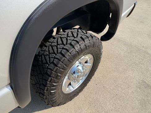 Used 2006 Dodge Ram 2500 Truck SLT AWD/4WD image 9