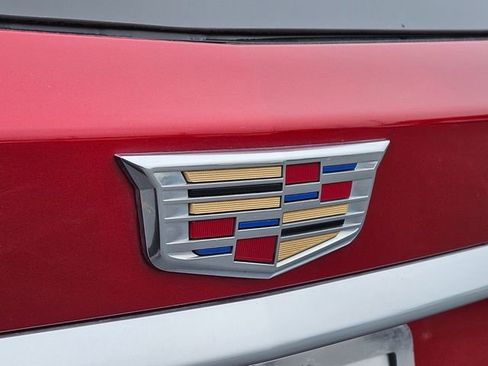 Certified 2025 Cadillac XT6 Premium Luxury w/ LPO, Floor Liner Package FWD image 15