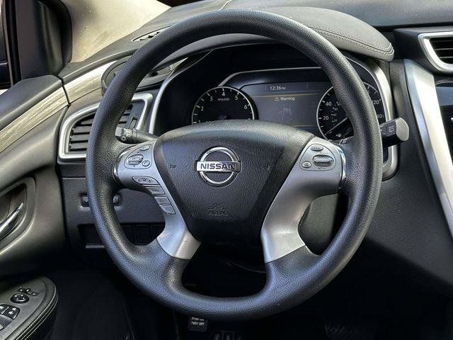 Used 2018 Nissan Murano S AWD/4WD image 13