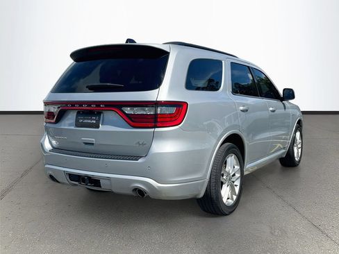 Used 2024 Dodge Durango R/T RWD image 7