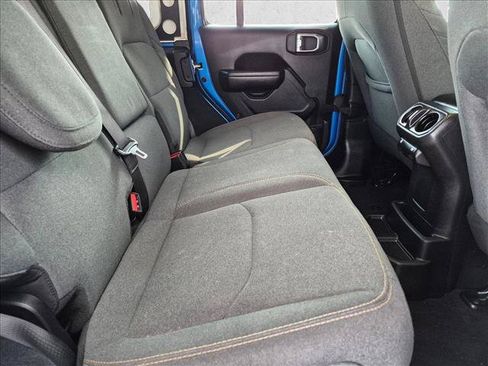 Used 2024 Jeep Wrangler Unlimited w/ Convenience Group AWD/4WD image 28