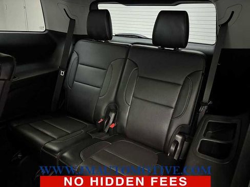 Used 2020 GMC Acadia SLT w/ Driver Alert Package II image 17