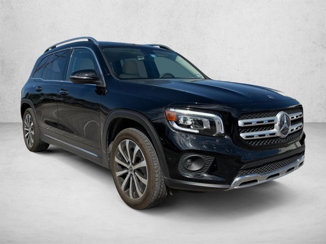 Used 2023 Mercedes-Benz GLB 250 image 3