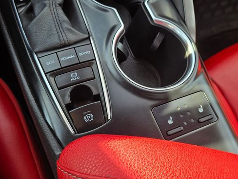 Used 2020 Toyota Camry XSE image 23