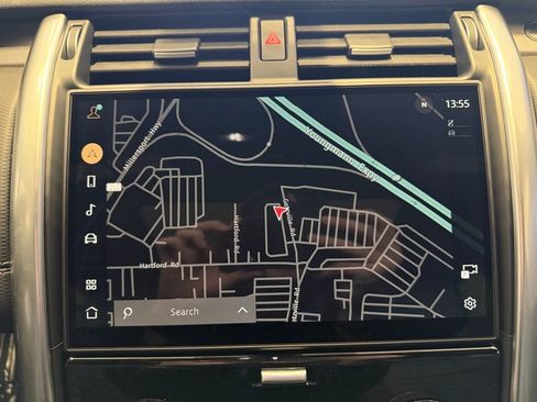 New 2026 Land Rover Discovery Limited Edition image 27