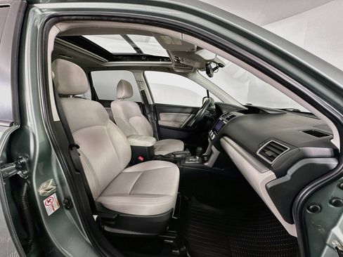 Used 2017 Subaru Forester 2.5i Premium AWD/4WD image 27