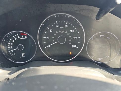 Used 2019 Honda HR-V LX image 6