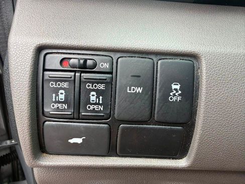 Used 2016 Honda Odyssey EX-L image 16