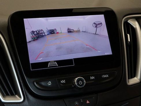 Used 2024 Chevrolet Malibu LT image 18